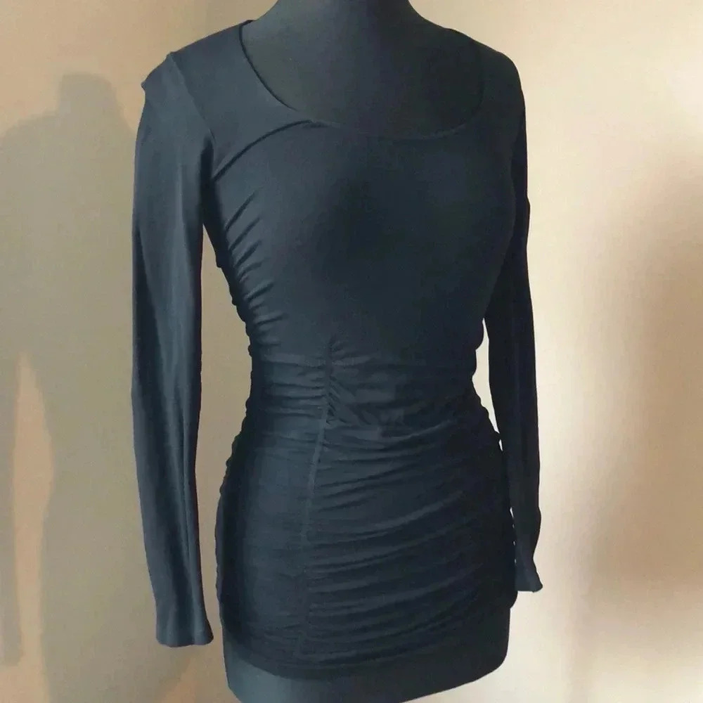 Black‎ Long Sleeve with rushing